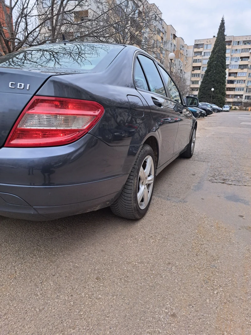 Mercedes-Benz C 220 2.2 cdi, снимка 5 - Автомобили и джипове - 47397689