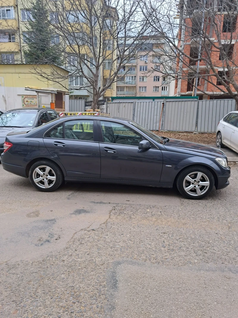 Mercedes-Benz C 220 2.2 cdi, снимка 6 - Автомобили и джипове - 47397689