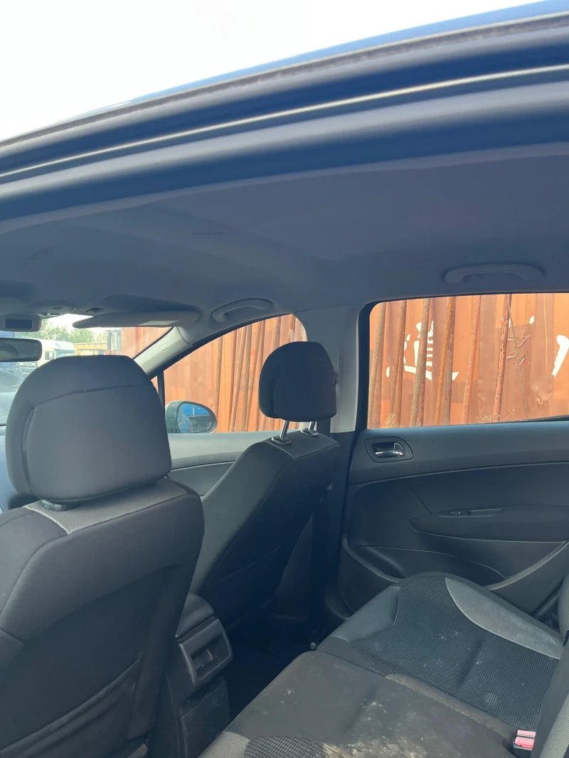 Peugeot 308 1.6i АВТОМАТИК ЗДРАВА ЦЯЛА КОЛА , снимка 4 - Автомобили и джипове - 51442888