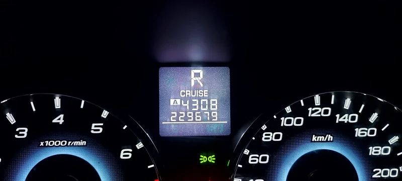 Subaru Legacy, снимка 7 - Автомобили и джипове - 52311109