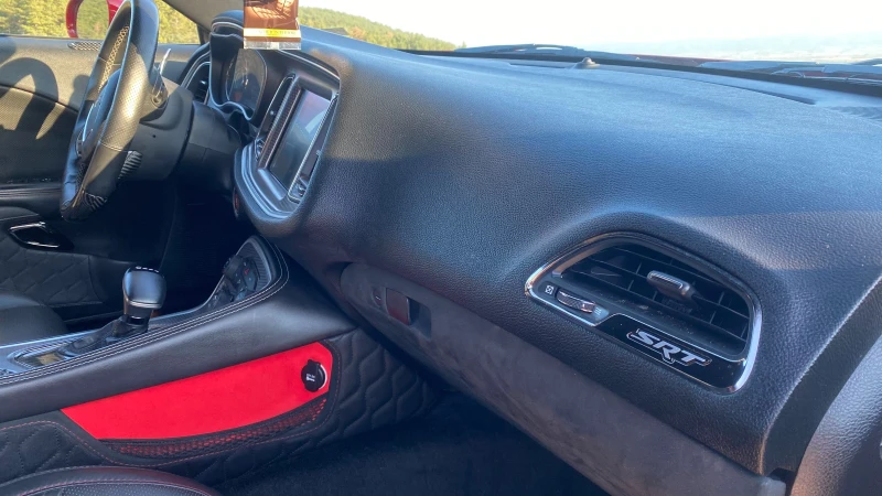 Dodge Challenger HELLCAT, снимка 8 - Автомобили и джипове - 52747769