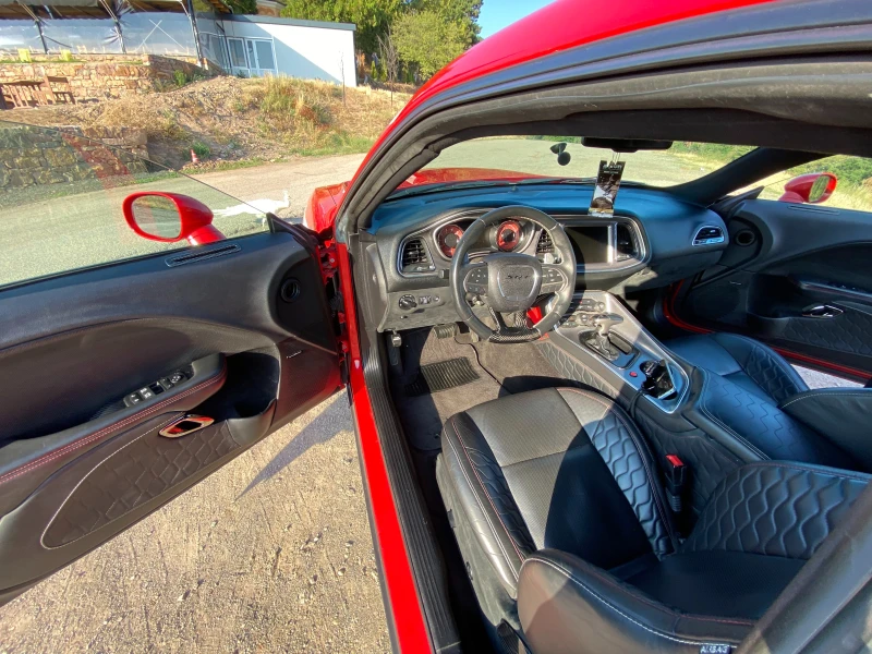Dodge Challenger HELLCAT, снимка 10 - Автомобили и джипове - 52747769