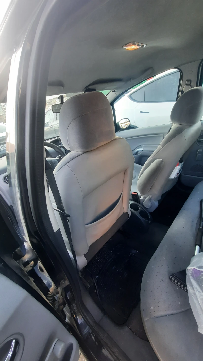 Citroen C3, снимка 5 - Автомобили и джипове - 52929303