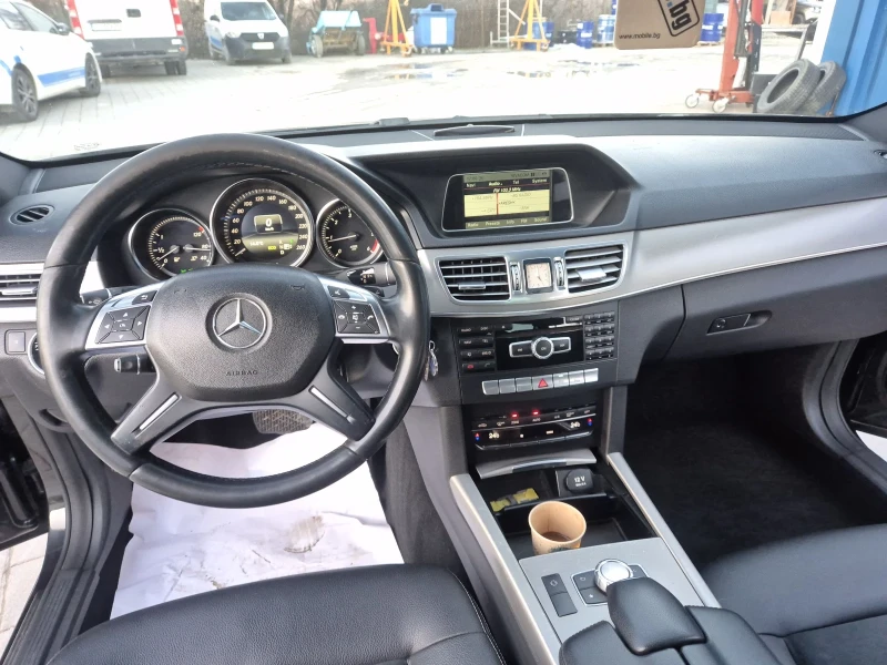 Mercedes-Benz E 220 2.2 ТОП СЪСТОЯНИЕ , снимка 15 - Автомобили и джипове - 53177295