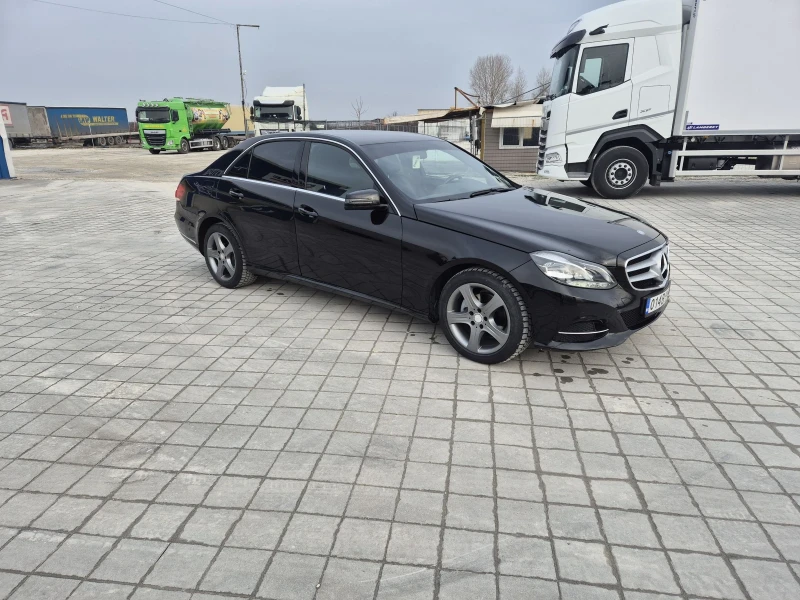Mercedes-Benz E 220 2.2 ТОП СЪСТОЯНИЕ , снимка 2 - Автомобили и джипове - 53177295