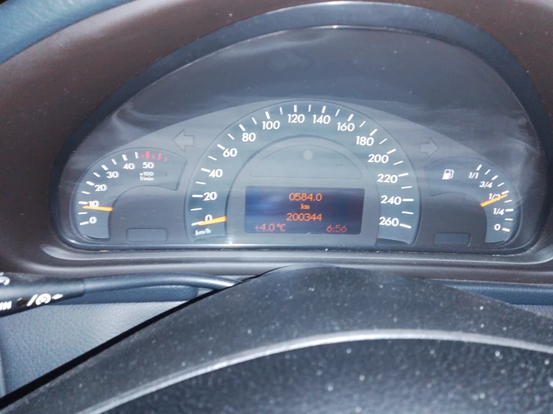 Mercedes-Benz C 220 2.2 CDI , снимка 6 - Автомобили и джипове - 53232384