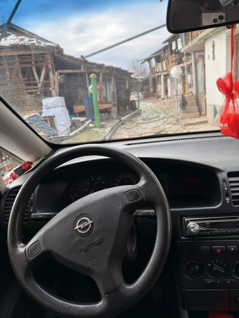 Opel Zafira, снимка 5 - Автомобили и джипове - 53396331