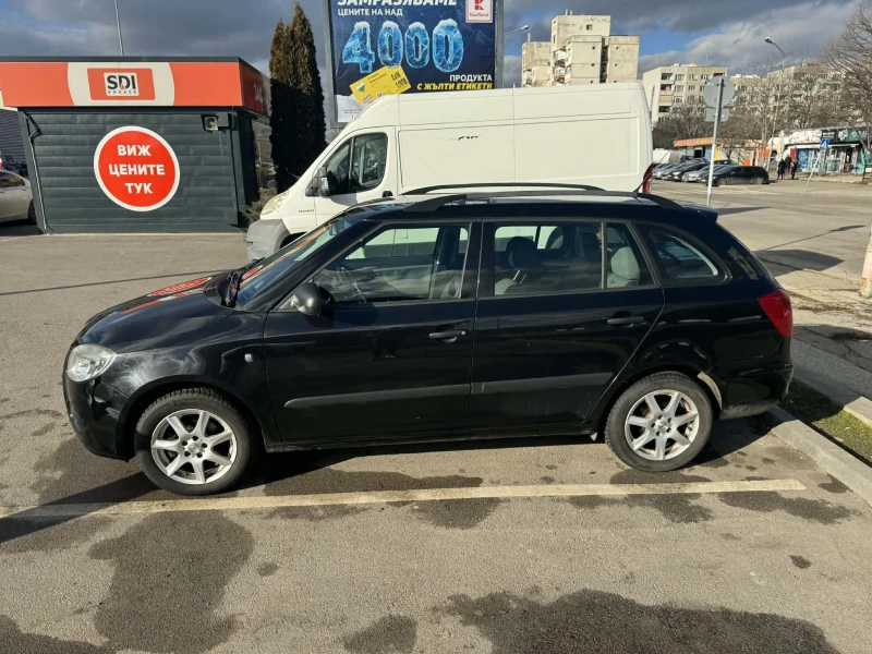 Skoda Fabia II, снимка 3 - Автомобили и джипове - 53444968
