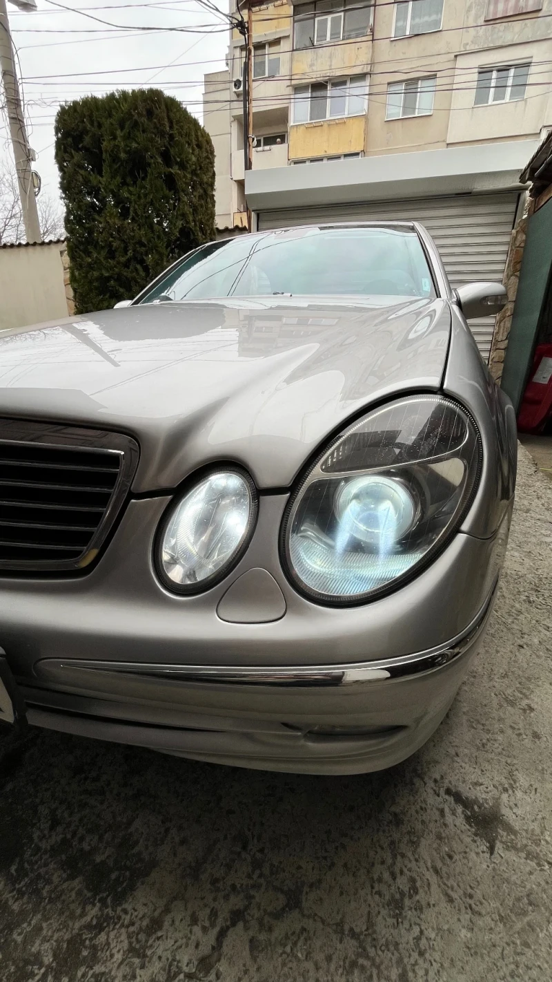 Mercedes-Benz E 320 Avantgarde, снимка 16 - Автомобили и джипове - 53478568