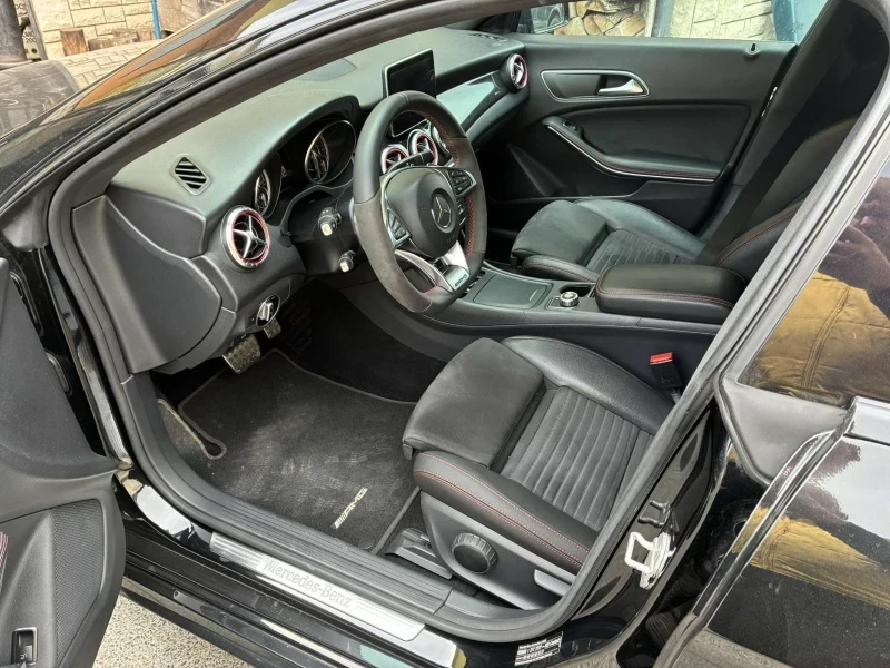 Mercedes-Benz CLA 220 Shooting Breit/AMG, снимка 7 - Автомобили и джипове - 54482355