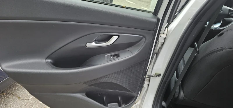 Hyundai I30 Hyundai I30 1.4 ������ | Mobile.bg � ����������� 11