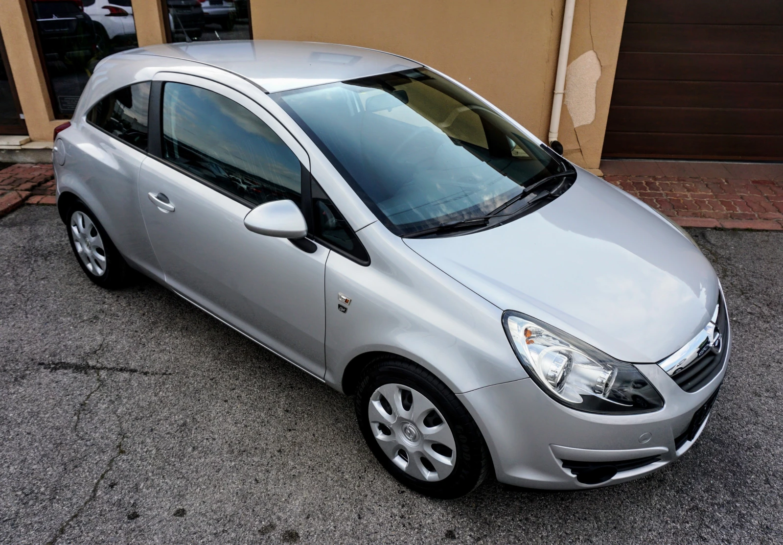Opel Corsa 1.2i GPL  - изображение 2