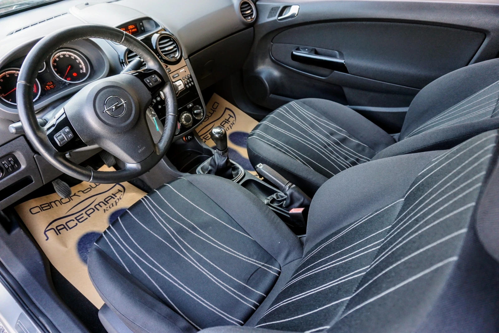 Opel Corsa 1.2i GPL  - изображение 6
