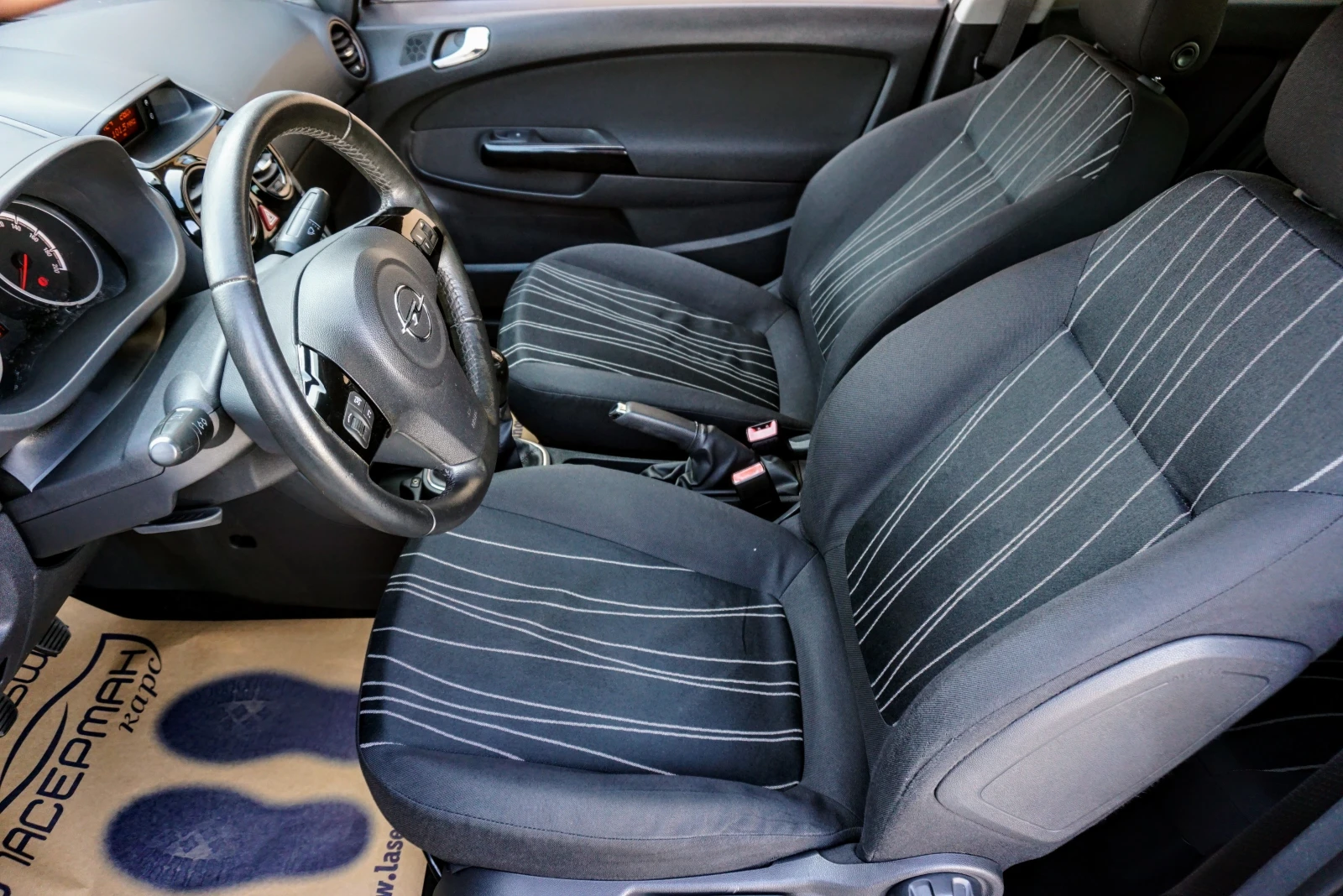 Opel Corsa 1.2i GPL  - изображение 8