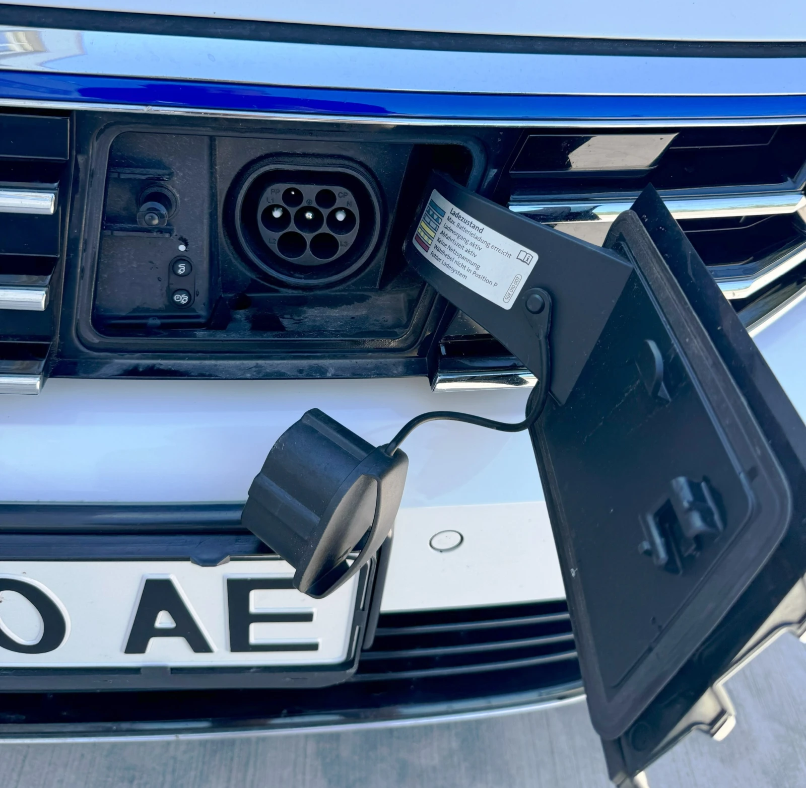 VW Passat GTE / N1 / Plug-in Hybrid - изображение 10