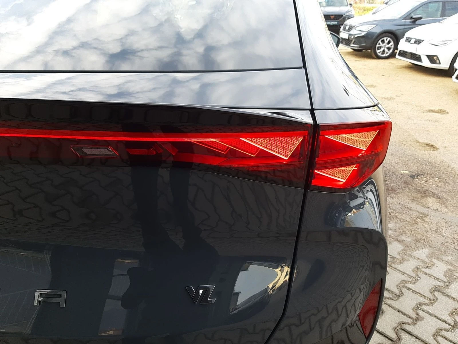 Cupra Tavascan VZ/4DRIVE/340HP/LED/CAM/20"/AMBI/KLESS/219f - изображение 6