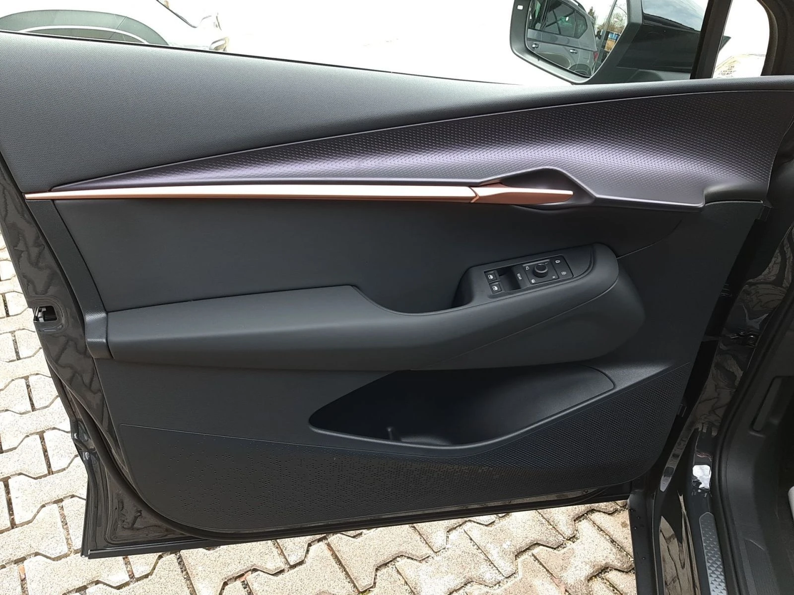 Cupra Tavascan VZ/4DRIVE/340HP/LED/CAM/20"/AMBI/KLESS/219f - изображение 10