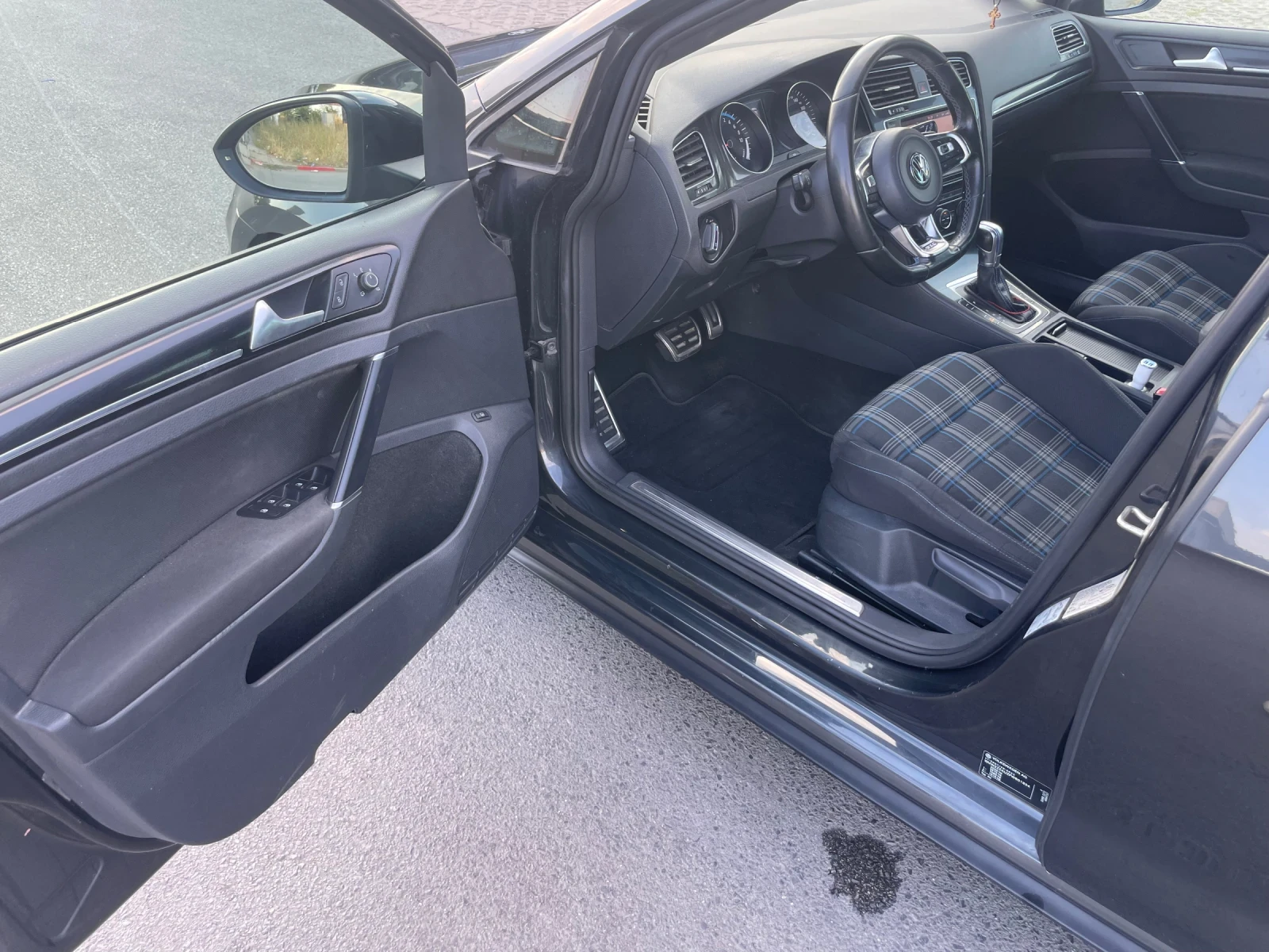 VW Golf GTE  - изображение 9