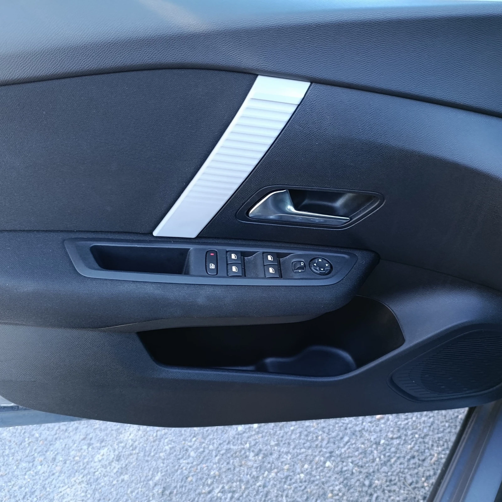 Citroen C4 BlueHDi 110 S&S BVM6 - изображение 7