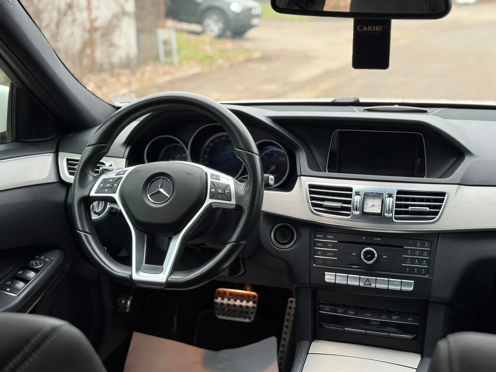 Mercedes-Benz E 350 AMG-PACK БЯЛА ПЕРЛА ТОП ВИЗИЯ - изображение 8