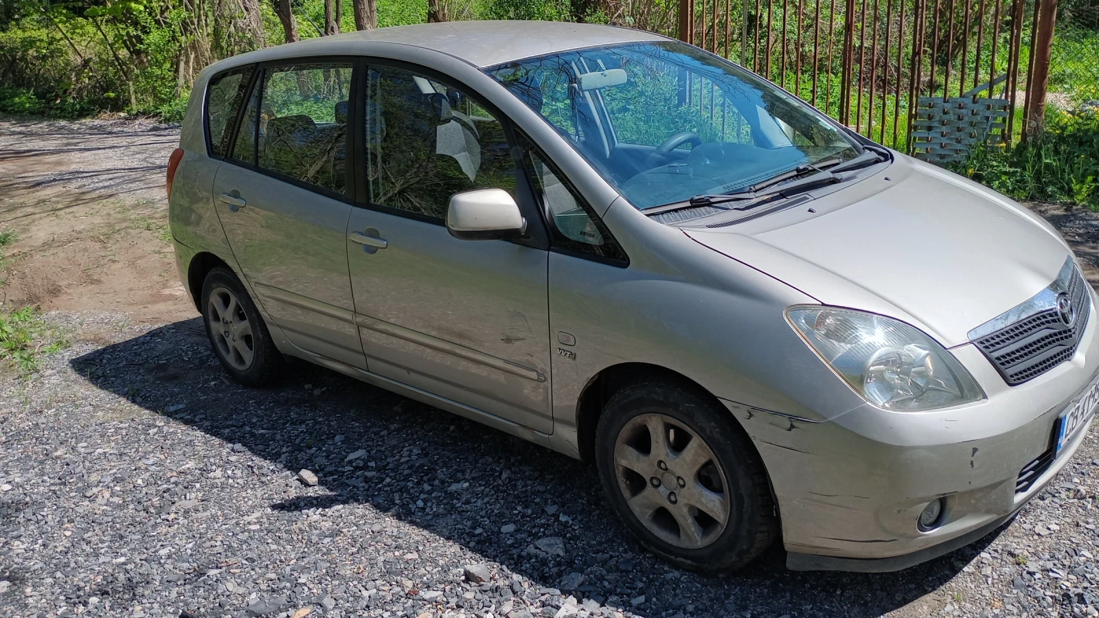 Toyota Corolla verso 1.8 VVT-I 16V, снимка 3 - Автомобили и джипове - 54410232
