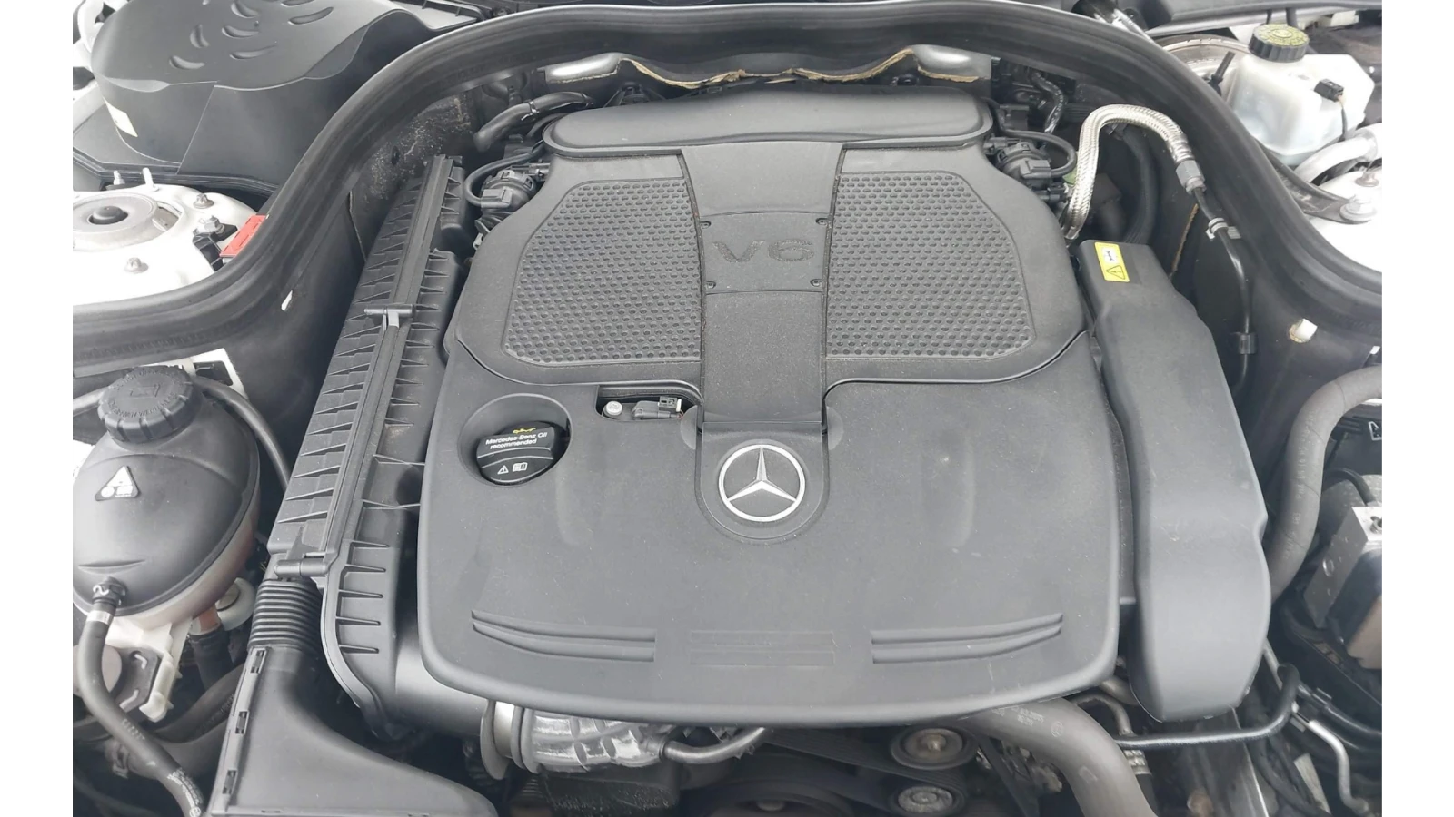 Mercedes-Benz E 350 4MATIC, снимка 13 - Автомобили и джипове - 54456662