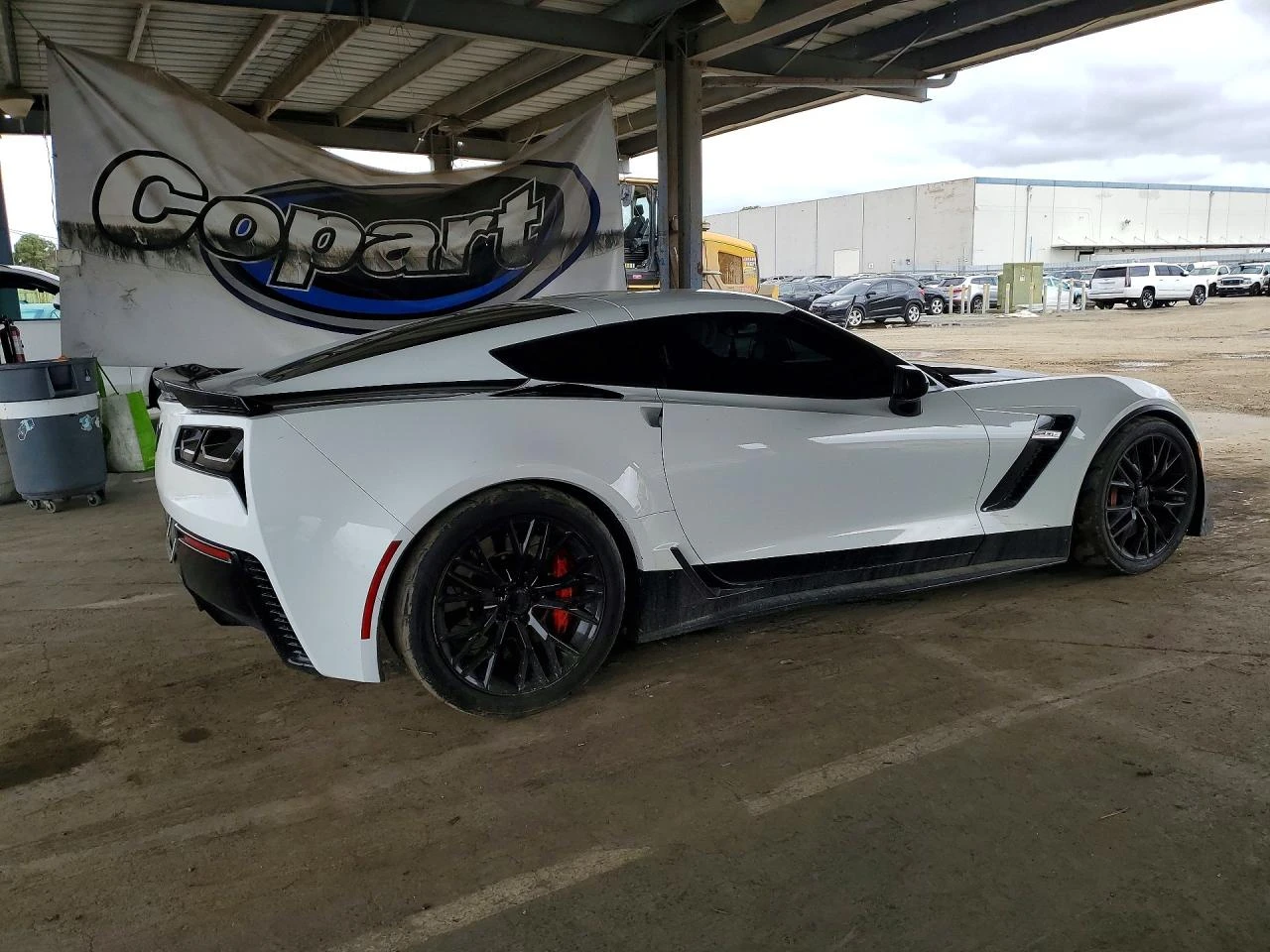 Chevrolet Corvette 6.2l Z06 1Lz, снимка 3 - Автомобили и джипове - 54460570