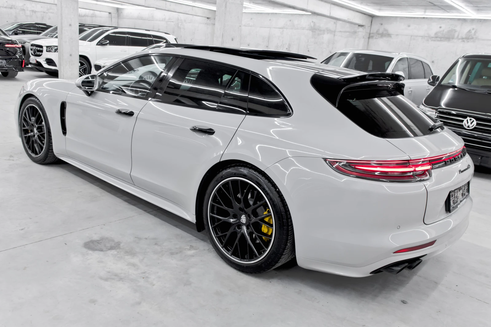 Porsche Panamera 4S GTS Sport Turismo, снимка 7 - Автомобили и джипове - 54519590