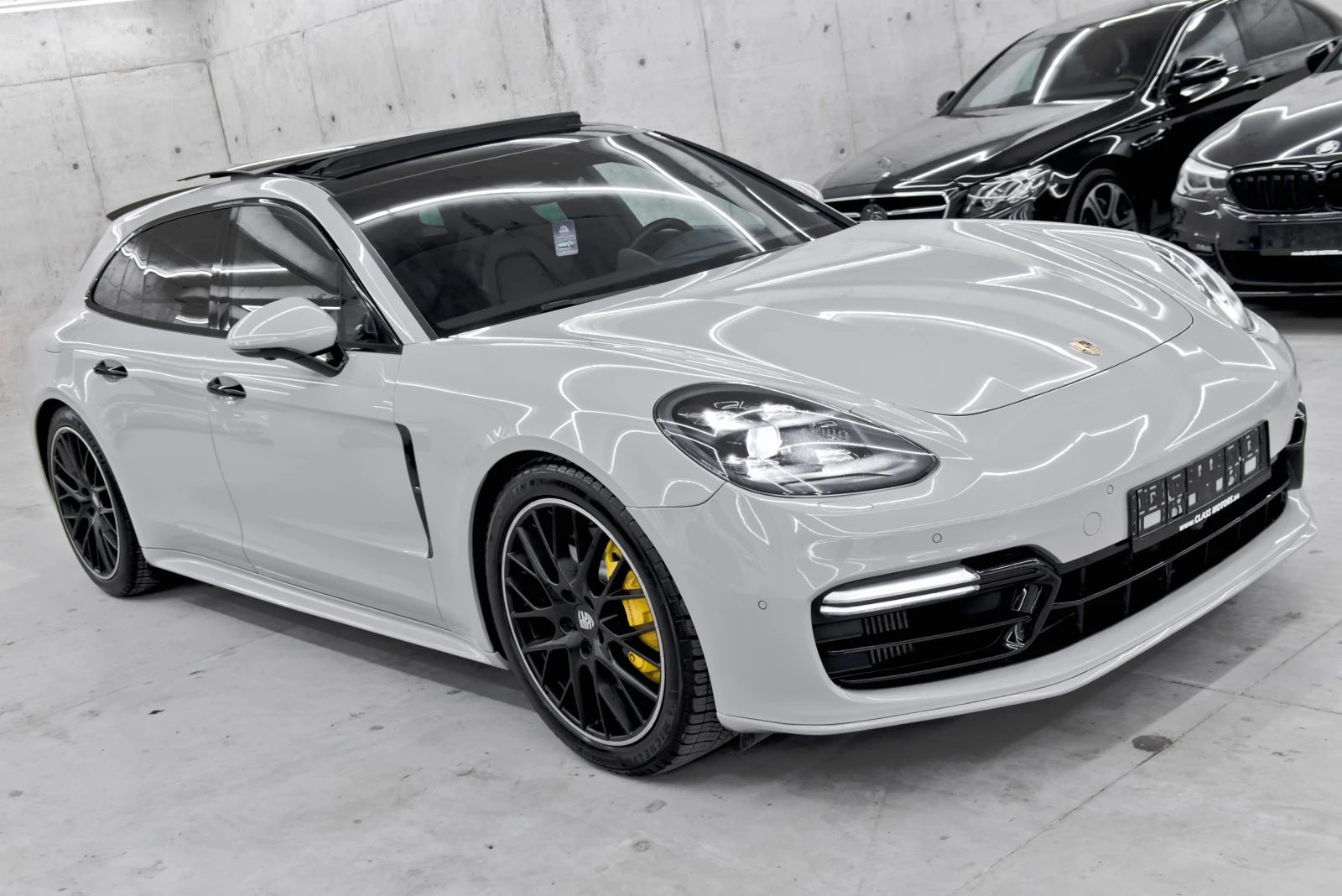 Porsche Panamera 4S GTS Sport Turismo, снимка 3 - Автомобили и джипове - 54519590