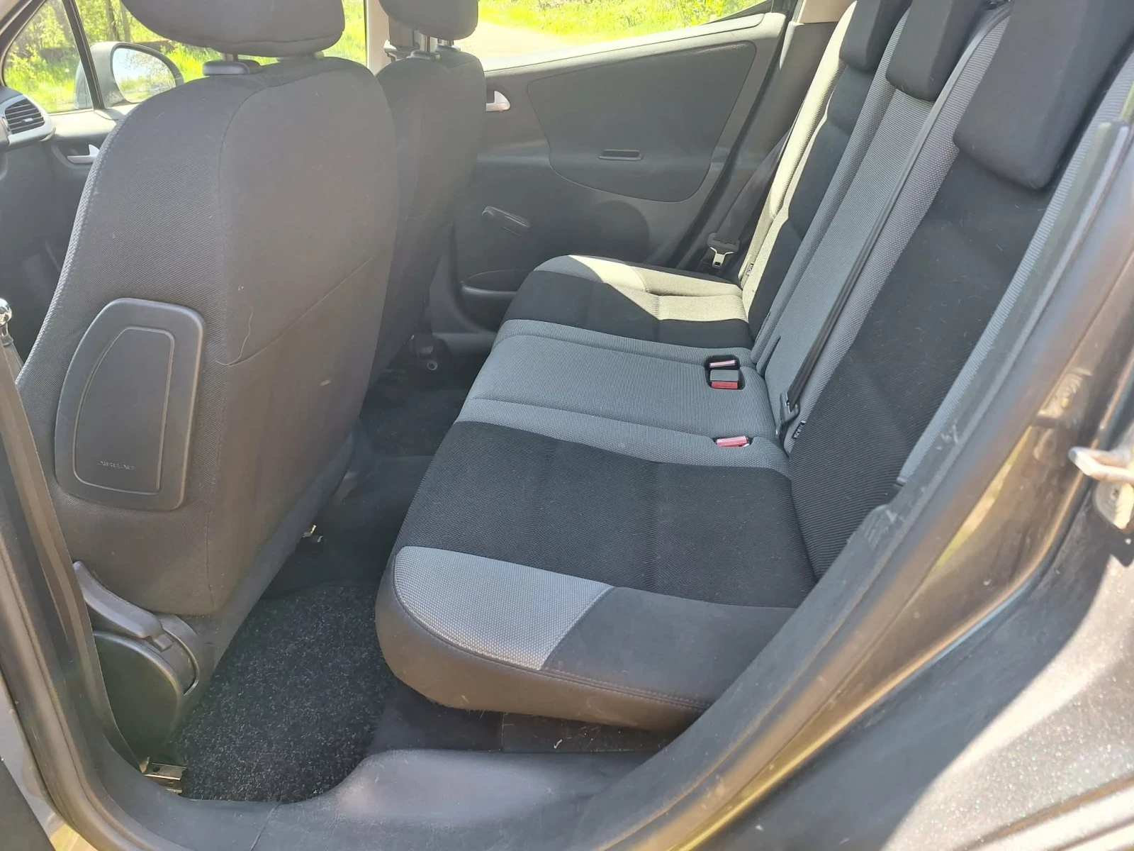 Peugeot 207 1.4, снимка 9 - Автомобили и джипове - 54628080