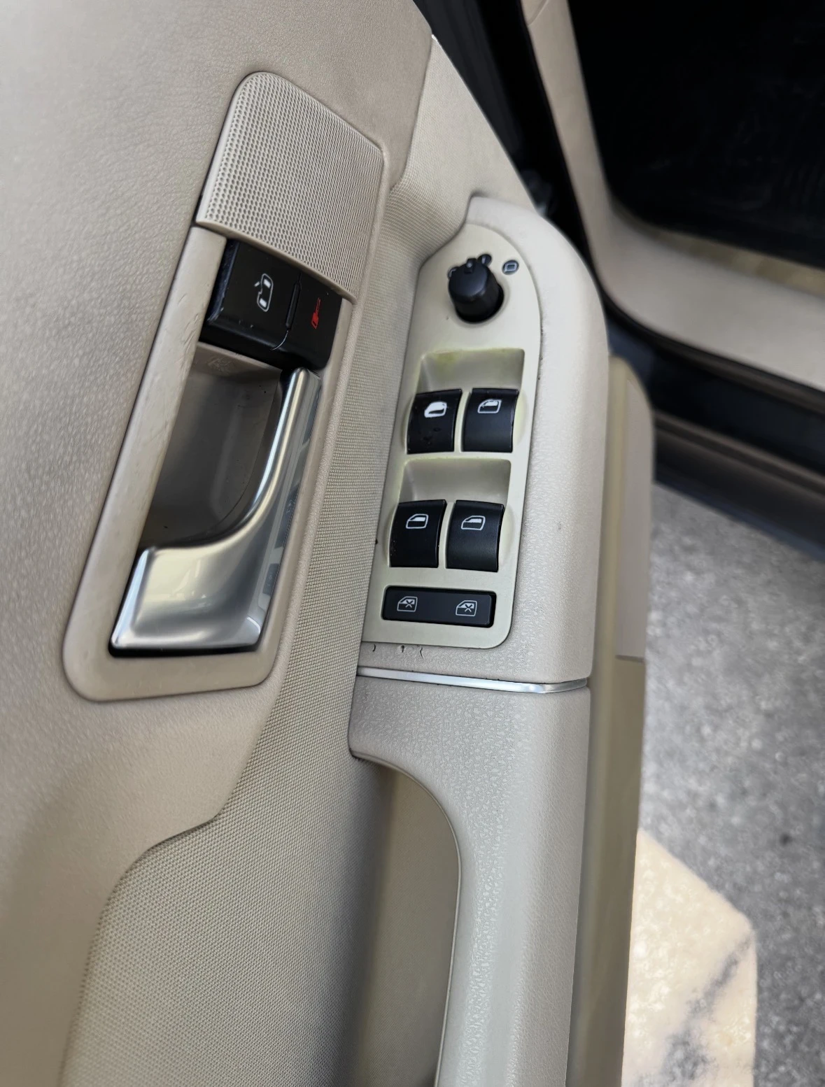 Audi A2 Газ, снимка 11 - Автомобили и джипове - 54771432