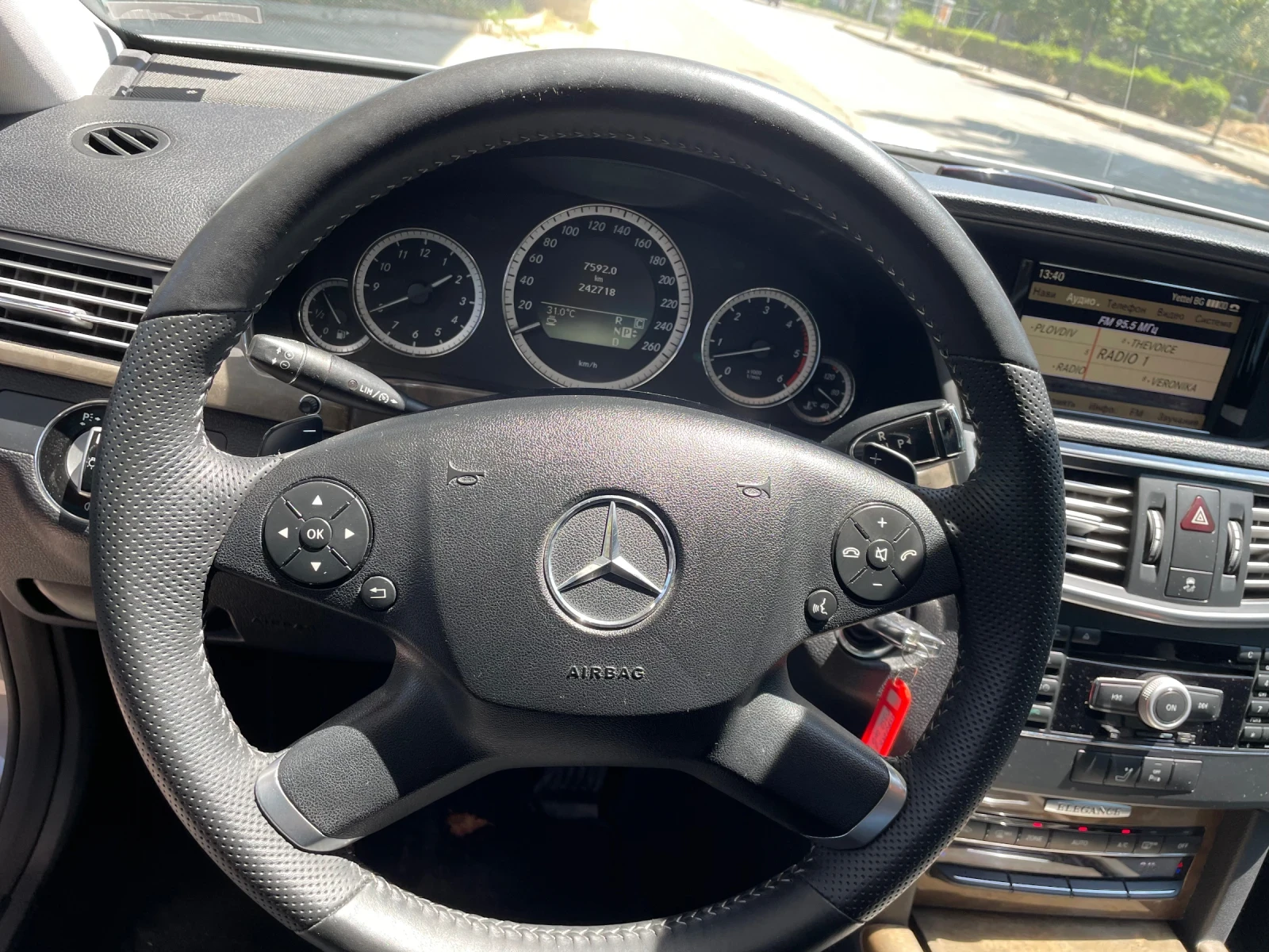 Mercedes-Benz E 350, снимка 6 - Автомобили и джипове - 55305155