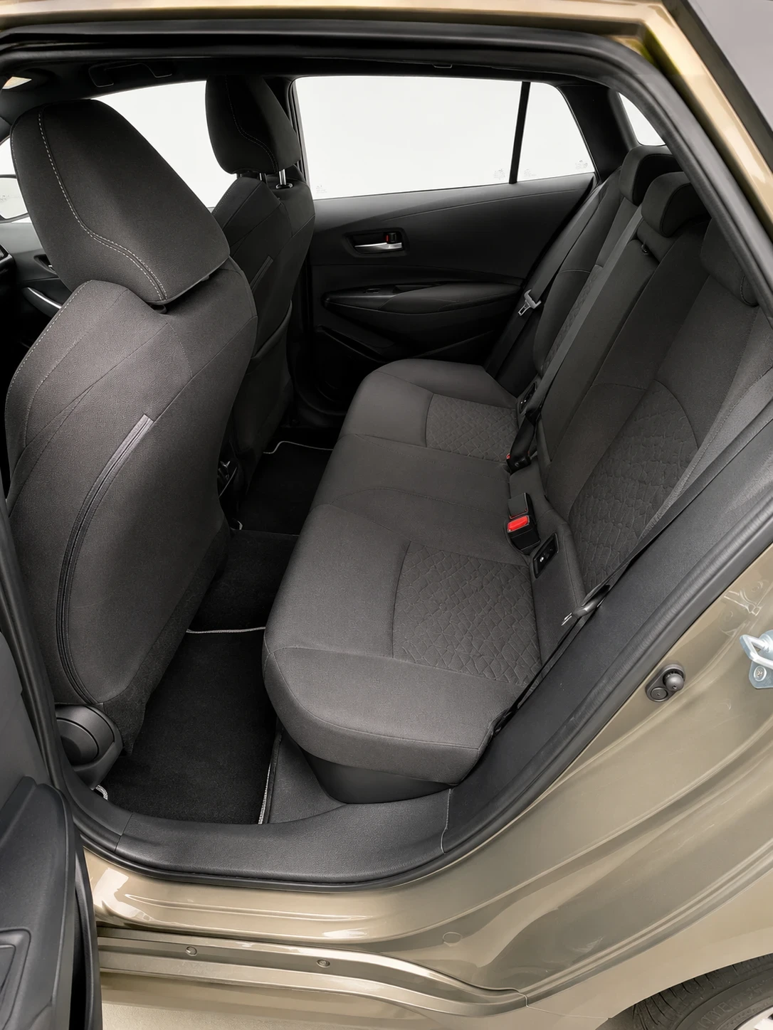 Toyota Corolla 1.8  122кс , снимка 8 - Автомобили и джипове - 55451628