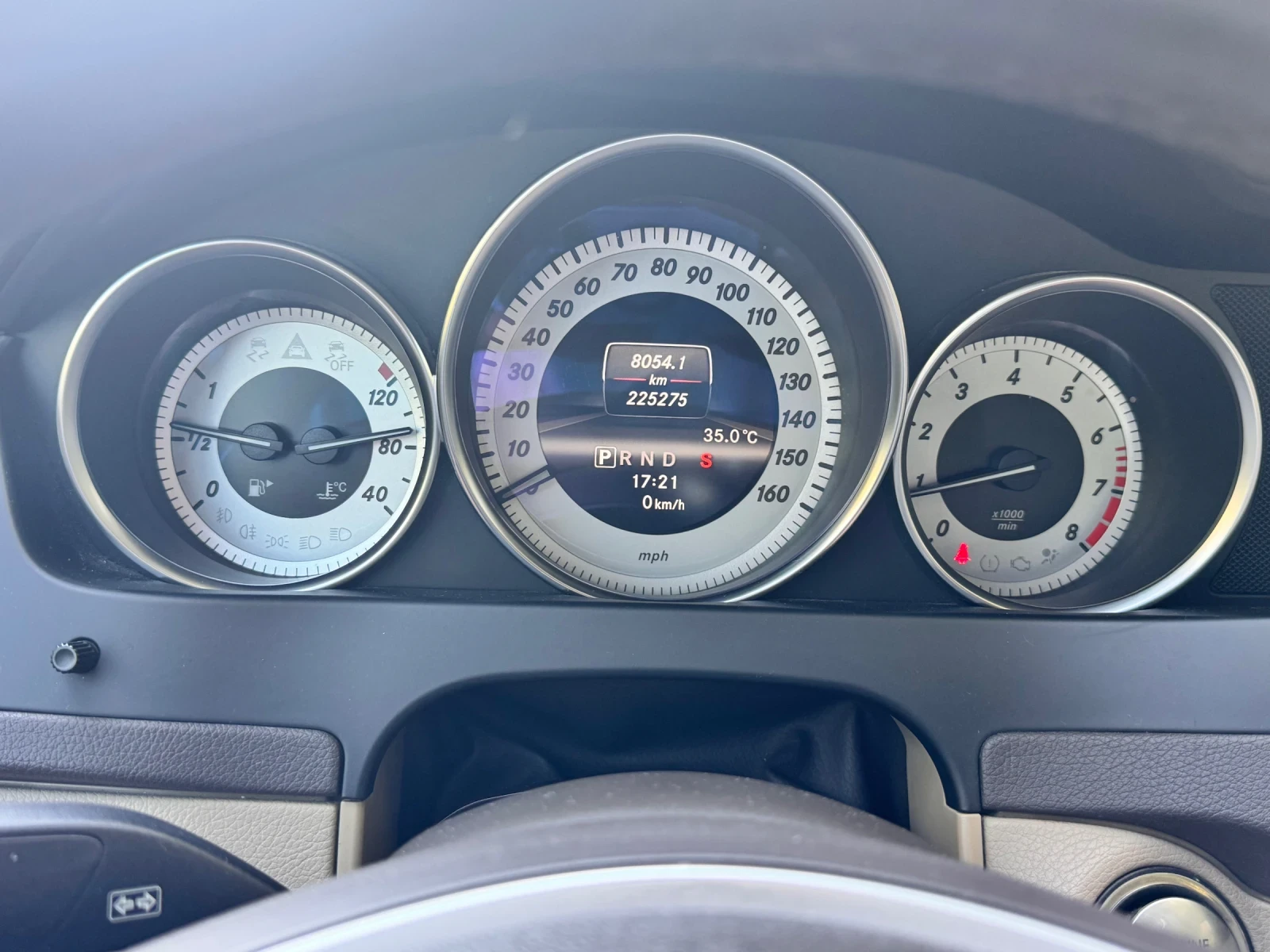 Mercedes-Benz C 250 AMG Line, снимка 7 - Автомобили и джипове - 55742091