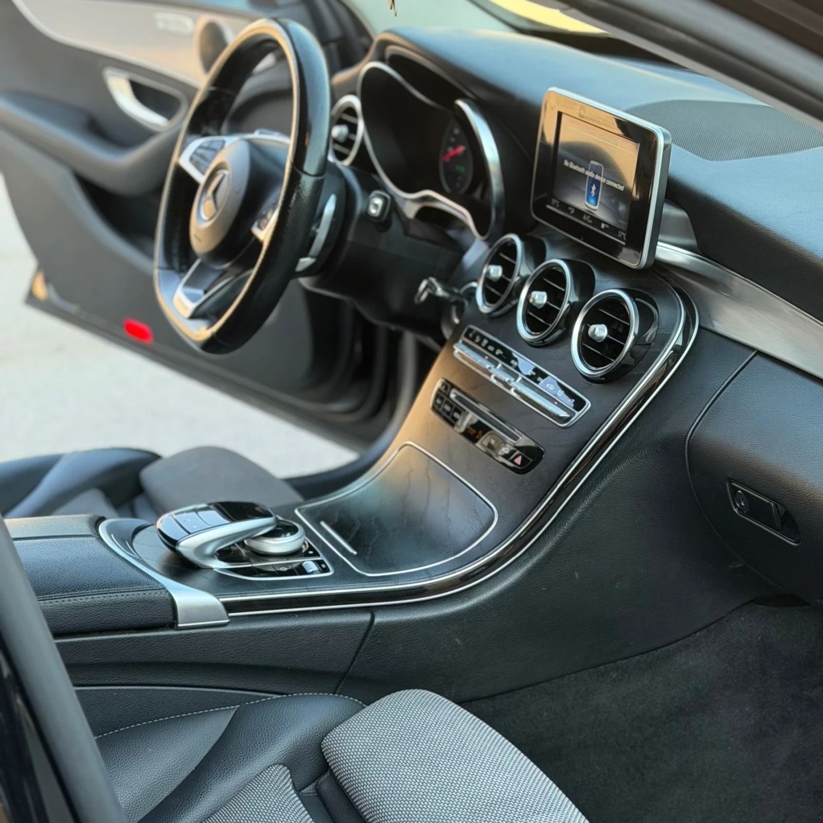 Mercedes-Benz 220 2.2CDI AMG Line, снимка 8 - Автомобили и джипове - 55754715