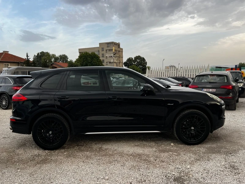 Porsche Cayenne 3.0d facelift, снимка 4 - Автомобили и джипове - 47472516