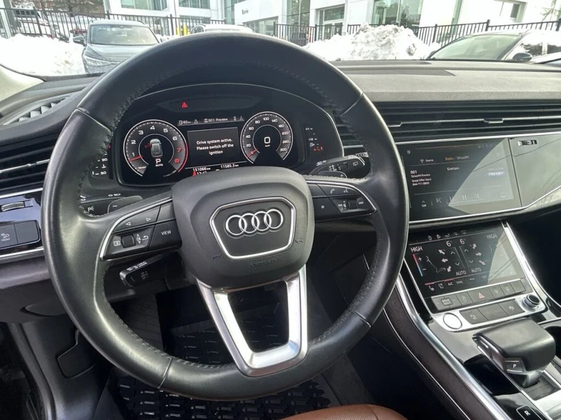 Audi Q8 * Premium * CARFAX * ЦЕНА ДО БГ, снимка 10 - Автомобили и джипове - 53142814