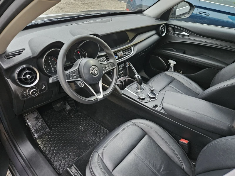 Alfa Romeo Stelvio 2.0T.   -Q4, снимка 12 - Автомобили и джипове - 53221649