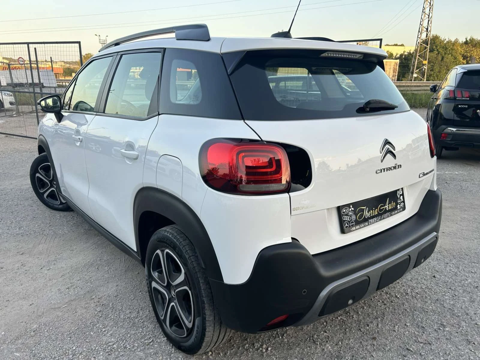 Citroen C3 Aircross 1.5 HDI 120 * NAVI * LED * EURO 6 *  - изображение 6