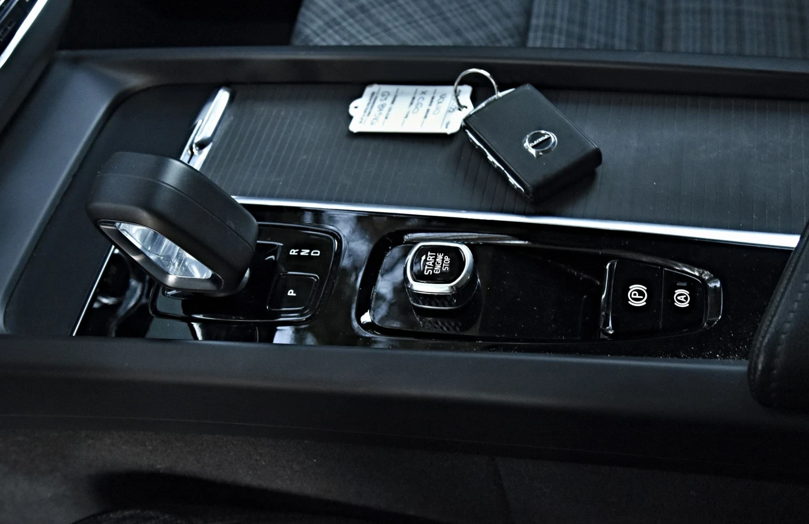 Volvo XC60 2.0D-B4 HYBRID Keyless | Mobile.bg � ����������� 13