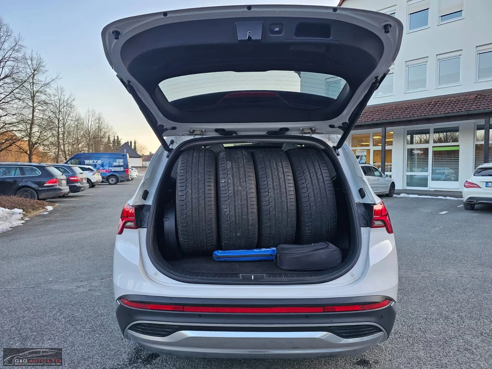 Hyundai Santa fe 1.6PHEV/265HP/4WD/TREND/PANO/CAM/MEMO/HUD/724g | Mobile.bg � ����������� 16