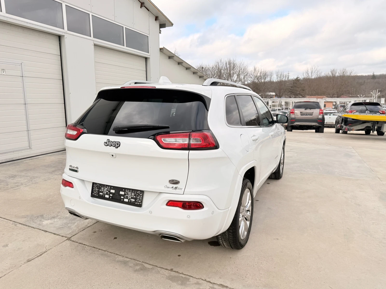 Jeep Cherokee 2.2Mjt AWD 200k.c* OVERLAND* PANORAMA*  | Mobile.bg � ����������� 15