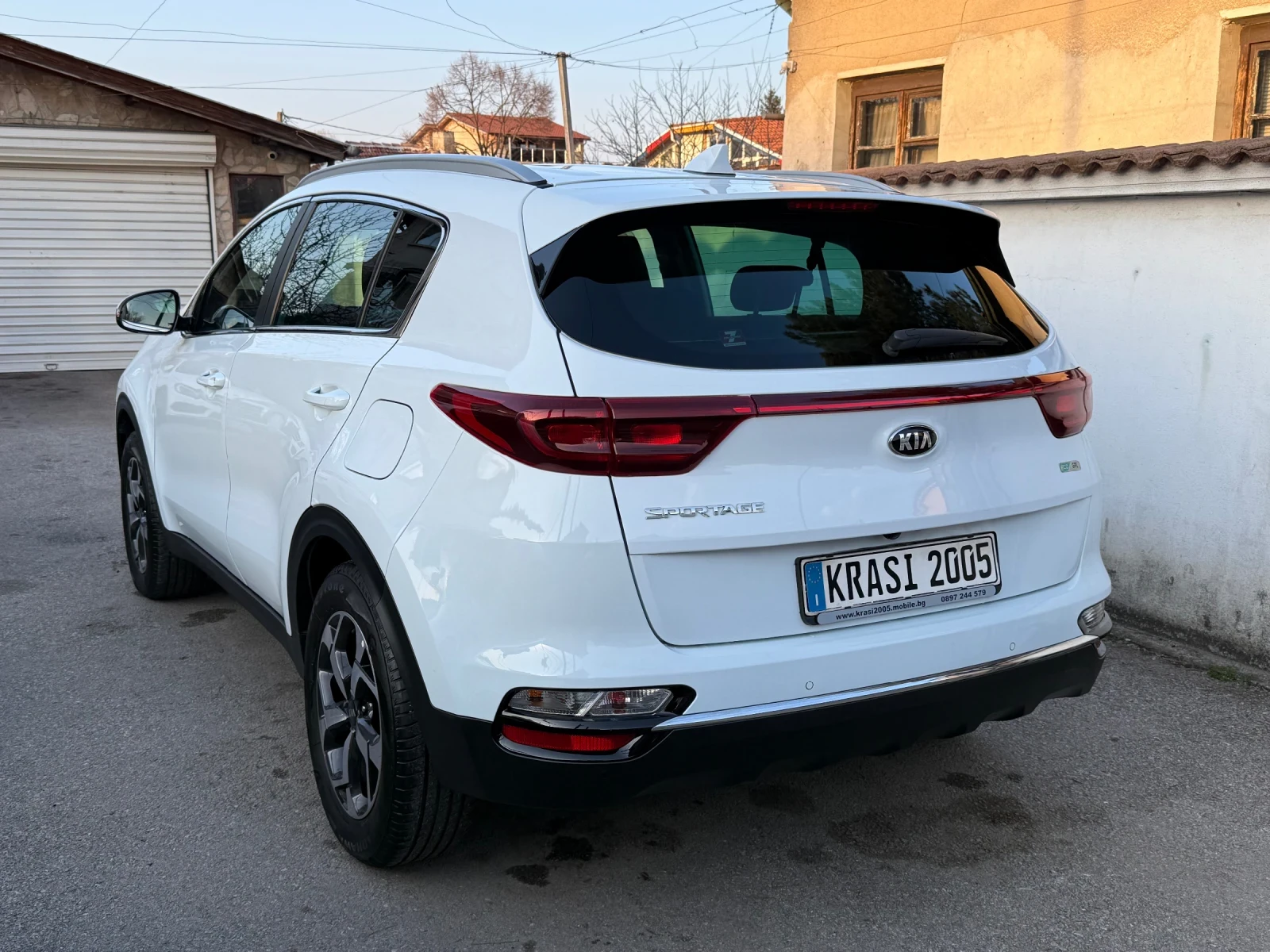 Kia Sportage 1.6GDI ECOGPL FACELIFT , снимка 4 - Автомобили и джипове - 53866568