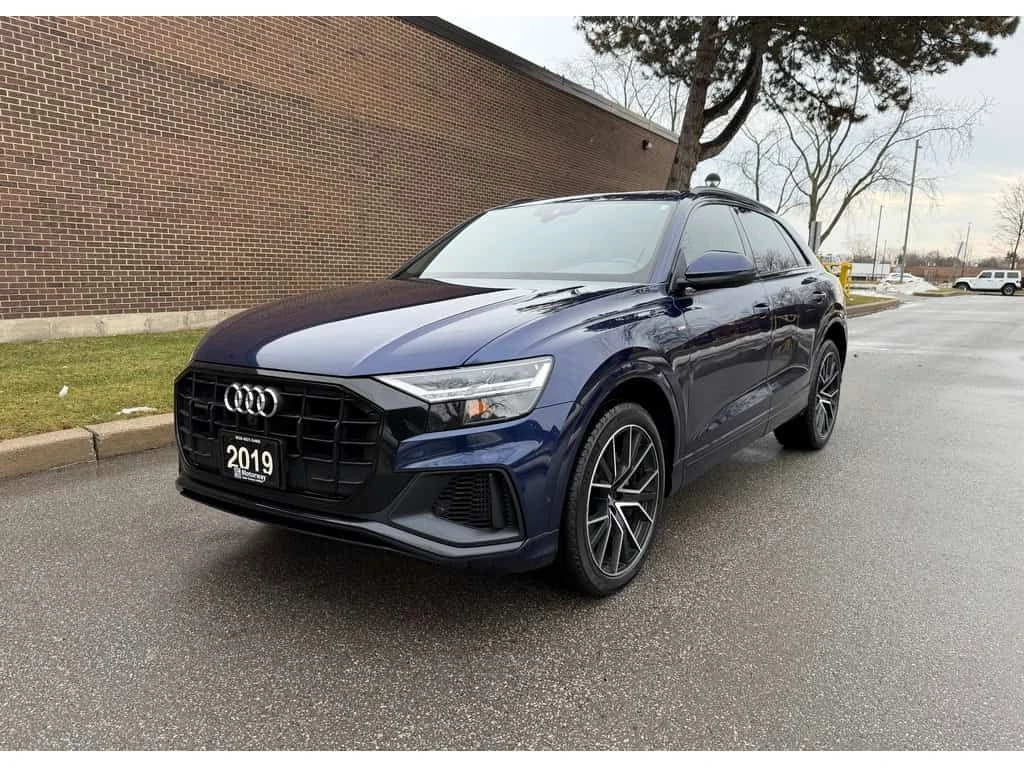 Audi Q8 Progressiv 55 TFSI quattro S LINE  CARFAX