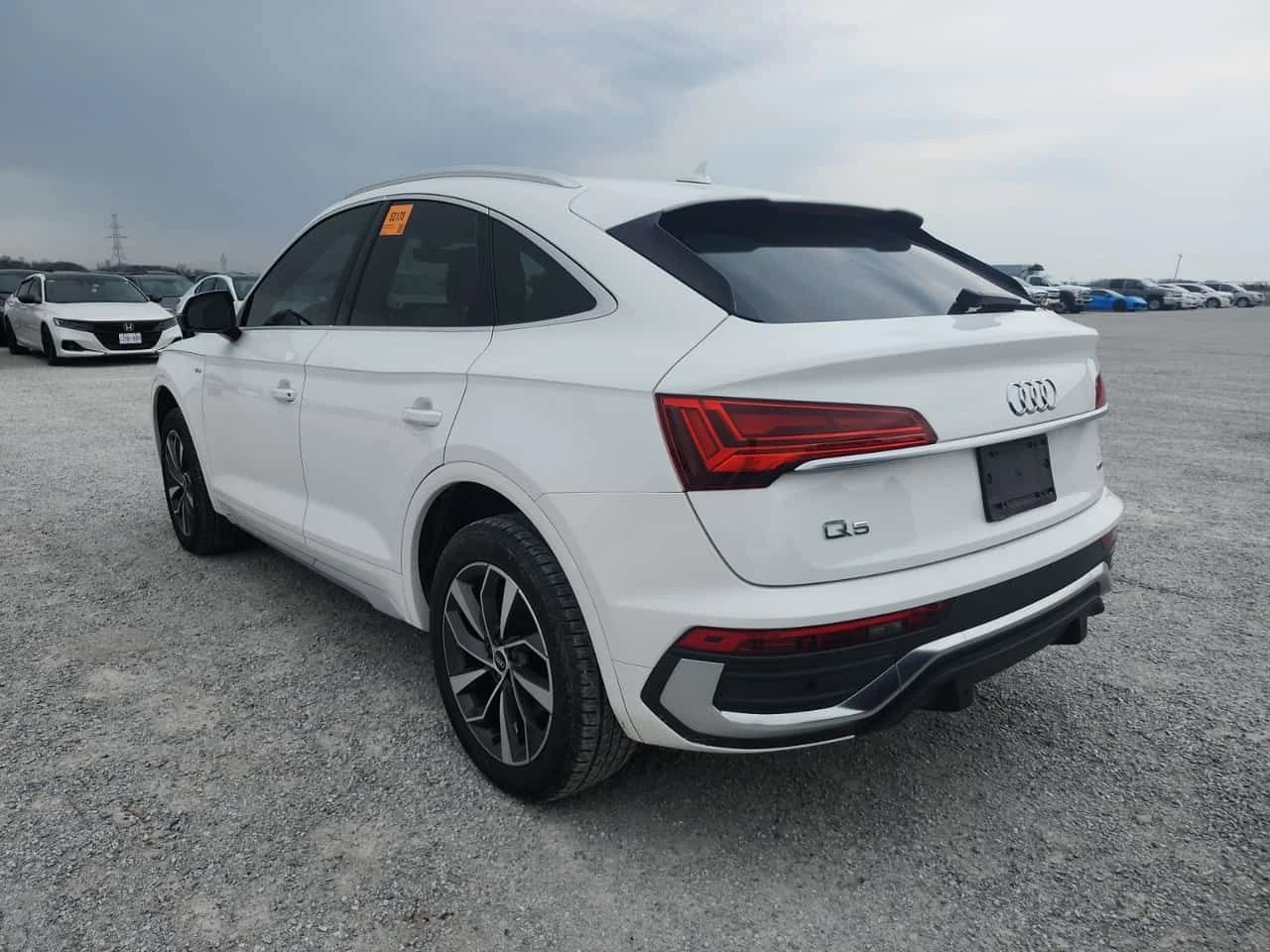 Audi Q5 SPORTBACK| 360 КАМЕРИ| PANO| ПАМЕТ| 2 КЛЮЧА| , снимка 4 - Автомобили и джипове - 54310726