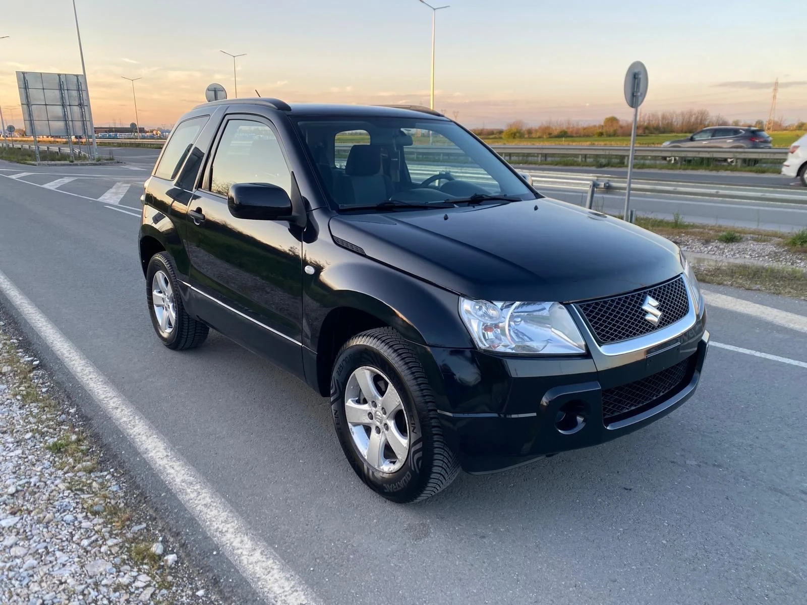 Suzuki Grand vitara 1.6i* 4x4* РЕАЛНИ 189х.км.* ИТАЛИЯ* 