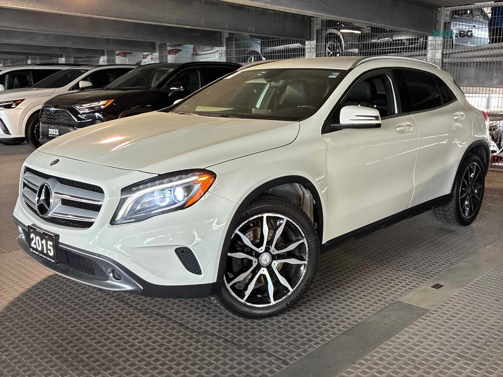 Mercedes-Benz GLA 250 4MATIC Автокредит Цена до България, снимка 5 - Автомобили и джипове - 54947501