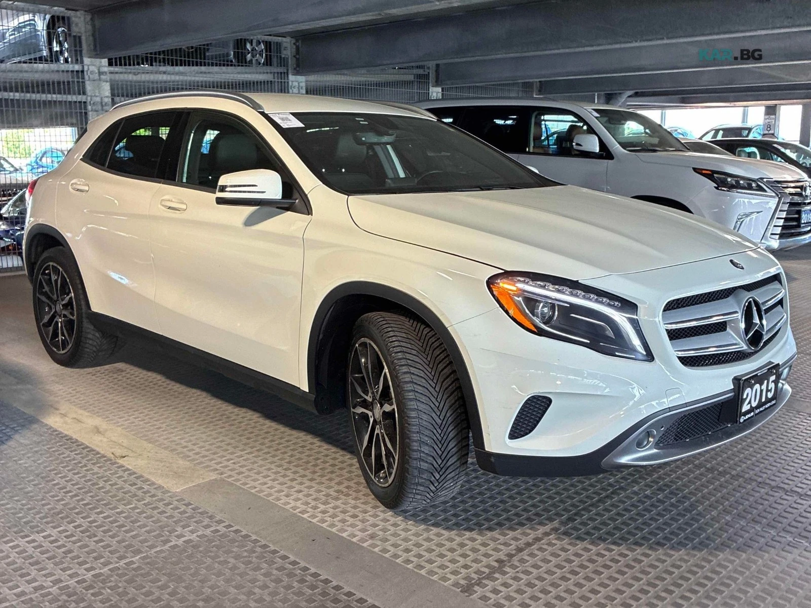 Mercedes-Benz GLA 250 4MATIC Автокредит Цена до България, снимка 2 - Автомобили и джипове - 54947501