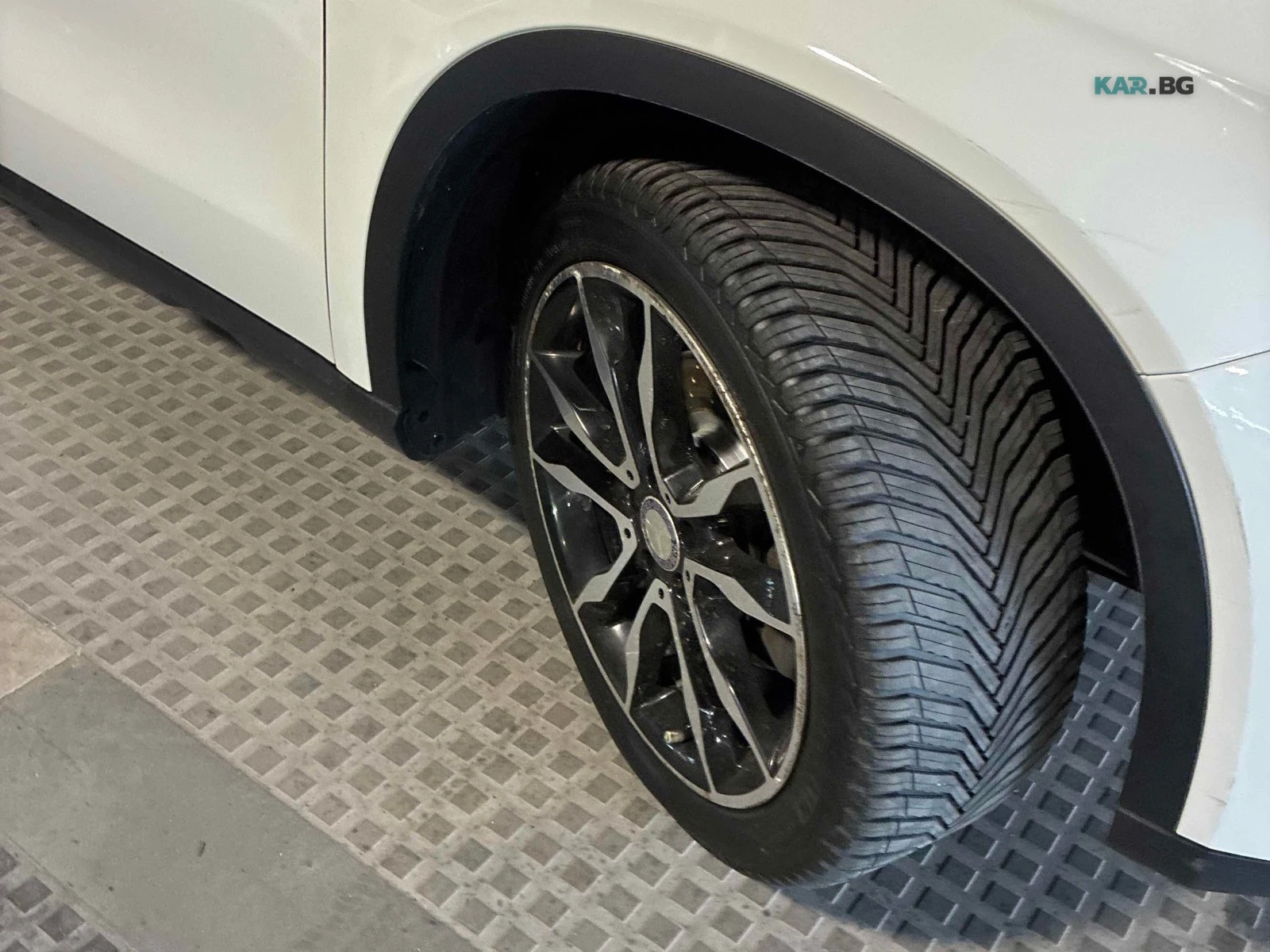 Mercedes-Benz GLA 250 4MATIC Автокредит Цена до България, снимка 14 - Автомобили и джипове - 54947501