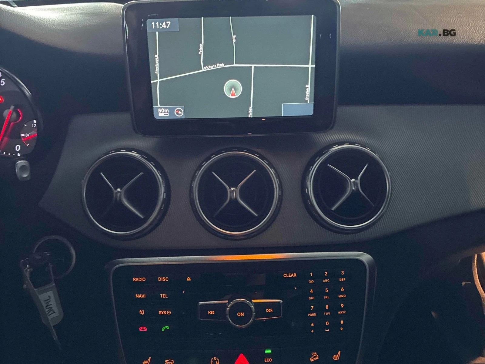 Mercedes-Benz GLA 250 4MATIC Автокредит Цена до България, снимка 8 - Автомобили и джипове - 54947501